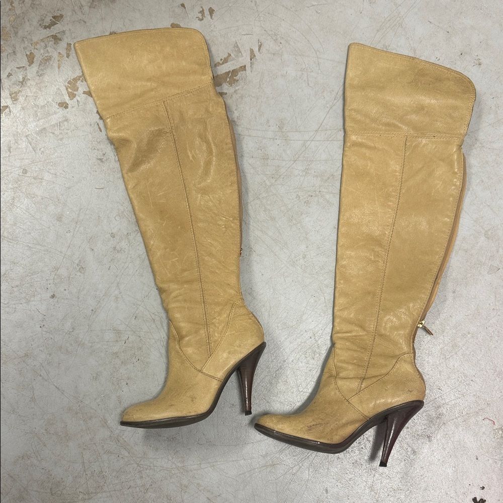 Elegant Tan Knee-High Women's Leather Heels High Boots - Size 8.5